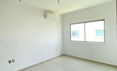 LOMAS DEL MAR, Casa en RENTA con jardín, terraza y área de TV