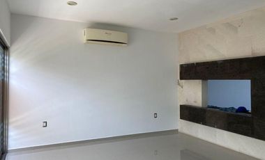 LOMAS DEL MAR, Casa en RENTA con jardín, terraza y área de TV