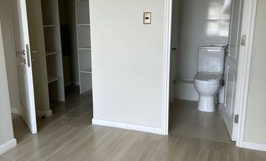 Vende Departamento en Machali, Condominio Isla de Los Alerces Torre D