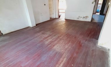 Amplio Terreno con Casa Solida Para Remodelar en La Granja