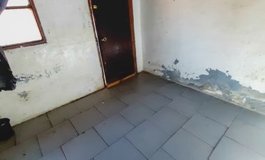 Amplio Terreno con Casa Solida Para Remodelar en La Granja