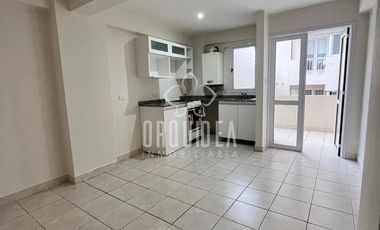 Departamento en alquiler c/ cochera en Centro