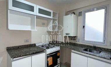 Departamento en alquiler c/ cochera en Centro