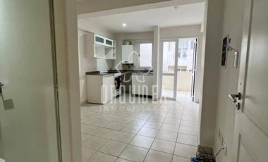 Departamento en alquiler c/ cochera en Centro