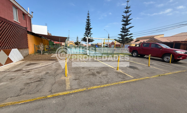SE VENDE CASA EN CONDOMINIO TACORA