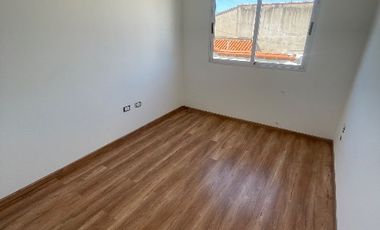 Duplex en venta en Ezpeleta Este