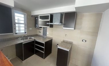 Duplex en venta en Ezpeleta Este