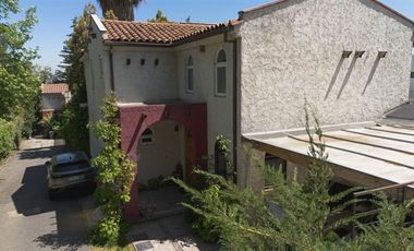 Casa en Venta en Av Alcalde Fernando Castillo Velasco / Julia Berstein