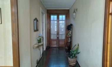 Casa a sólo pasos del centro, con Gran Proyección Comercial