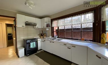 Casa en Venta en Parque Ivian 1