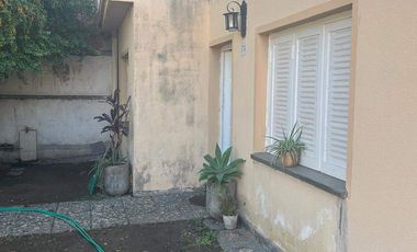 Casa en venta c/ cochera en Villa Bosch