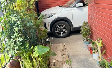 Se Vende! Hermosa y Amplia Casa 5D+2B+1Est. en La Florida