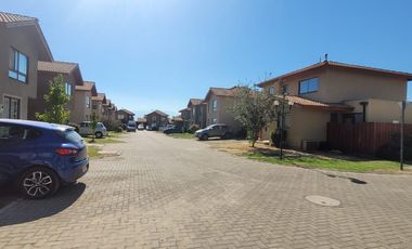 Casa en venta en MACHALÍ