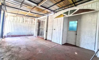 Casa en venta en LA GRANJA