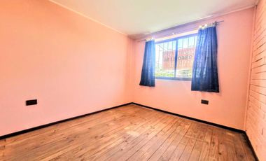 Casa en venta en LA GRANJA