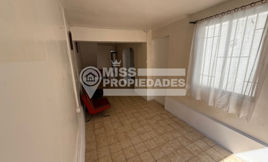 SE VENDE CASA EN SECTOR CENTRO