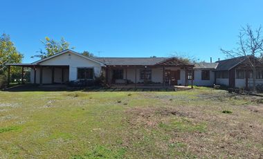 Casa y Parcela de Media Hectárea, Loteo El Molino