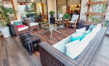 Hermosa y Amplia Casa en Excelente Condominio en Peñalolén