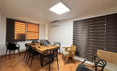 Bodega en Arriendo en Benito Rebolledo-Vicuña Mackenna / (Entre Estaciones de M. San Joaquin y M. Pedrero)