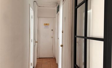 Bodega en Arriendo en Benito Rebolledo-Vicuña Mackenna / (Entre Estaciones de M. San Joaquin y M. Pedrero)