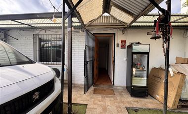 Bodega en Arriendo en Benito Rebolledo-Vicuña Mackenna / (Entre Estaciones de M. San Joaquin y M. Pedrero)