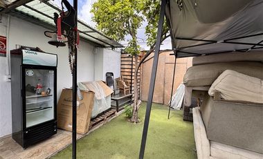 Bodega en Arriendo en Benito Rebolledo-Vicuña Mackenna / (Entre Estaciones de M. San Joaquin y M. Pedrero)