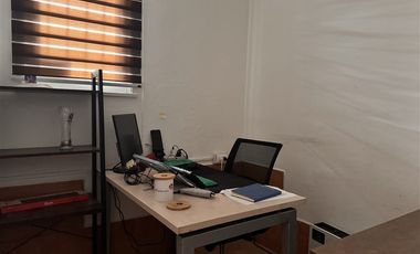 Bodega en Arriendo en Benito Rebolledo-Vicuña Mackenna / (Entre Estaciones de M. San Joaquin y M. Pedrero)