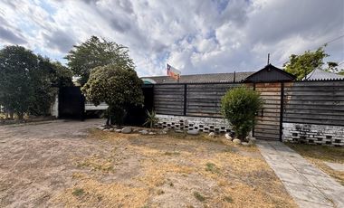 Bodega en Arriendo en Benito Rebolledo-Vicuña Mackenna / (Entre Estaciones de M. San Joaquin y M. Pedrero)