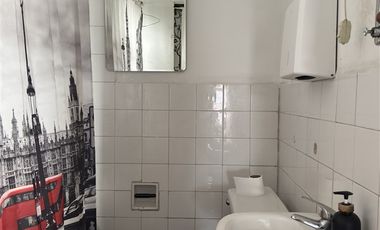 Bodega en Arriendo en Benito Rebolledo-Vicuña Mackenna / (Entre Estaciones de M. San Joaquin y M. Pedrero)