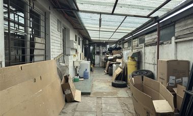 Bodega en Arriendo en Benito Rebolledo-Vicuña Mackenna / (Entre Estaciones de M. San Joaquin y M. Pedrero)