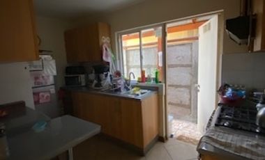 Casa de Dos Pisos, en Villa  Valle Alborada