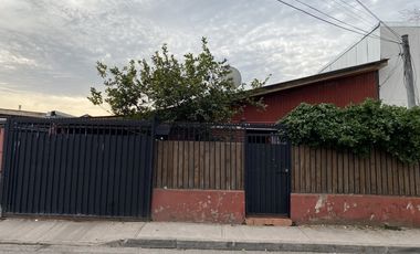 Se Vende!! Amplia y cómoda casa 2D+1B+Est. y Bod. en Macul