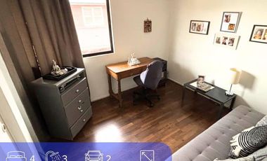 Casa En Venta De 4 Dorm. La Florida / Rojas Magallanes