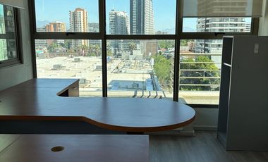 OFICINA AMOBLADA  207 M2  2 NIVELES   METRO CHILE-ESPANA