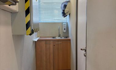 OFICINA AMOBLADA  207 M2  2 NIVELES   METRO CHILE-ESPANA