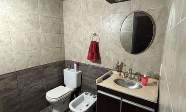 VENTA - Casa de 3 dormitorios en ROLDÁN.