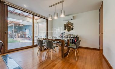 Casa en Arriendo en SE ARRIENDA CASA EN AV CHAMISERO