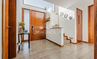 Casa en Arriendo en SE ARRIENDA CASA EN AV CHAMISERO