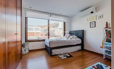 Casa en Arriendo en SE ARRIENDA CASA EN AV CHAMISERO