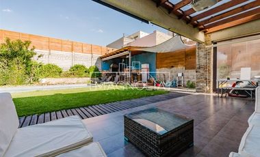 Casa en Arriendo en SE ARRIENDA CASA EN AV CHAMISERO