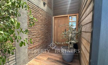 Casa Moderna en Parcela de 5.030 m² con Piscina y Jacuzzi – Calera de Tango, Sector Huequén