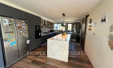 Casa Moderna en Parcela de 5.030 m² con Piscina y Jacuzzi – Calera de Tango, Sector Huequén