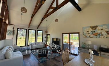 Casa Moderna en Parcela de 5.030 m² con Piscina y Jacuzzi – Calera de Tango, Sector Huequén