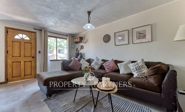 Venta de hermosa casa en condominio, Peñalolén