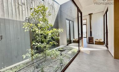 Casa en Arriendo en Rapelhuapi Lago Rapel