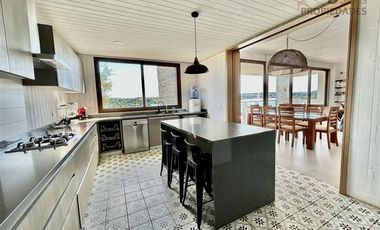 Casa en Arriendo en Rapelhuapi Lago Rapel