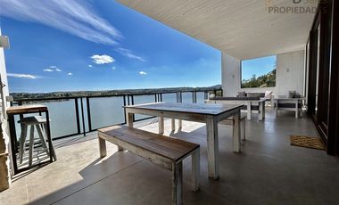 Casa en Arriendo en Rapelhuapi Lago Rapel