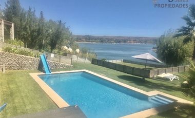 Casa en Arriendo en Los Quillayes Lago Rapel