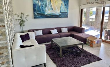 Casa en Arriendo en Los Quillayes Lago Rapel