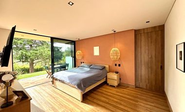 CASA CAMPESTRE VÍA SAN ANTONIO LA CEJA EN ARRIENDO